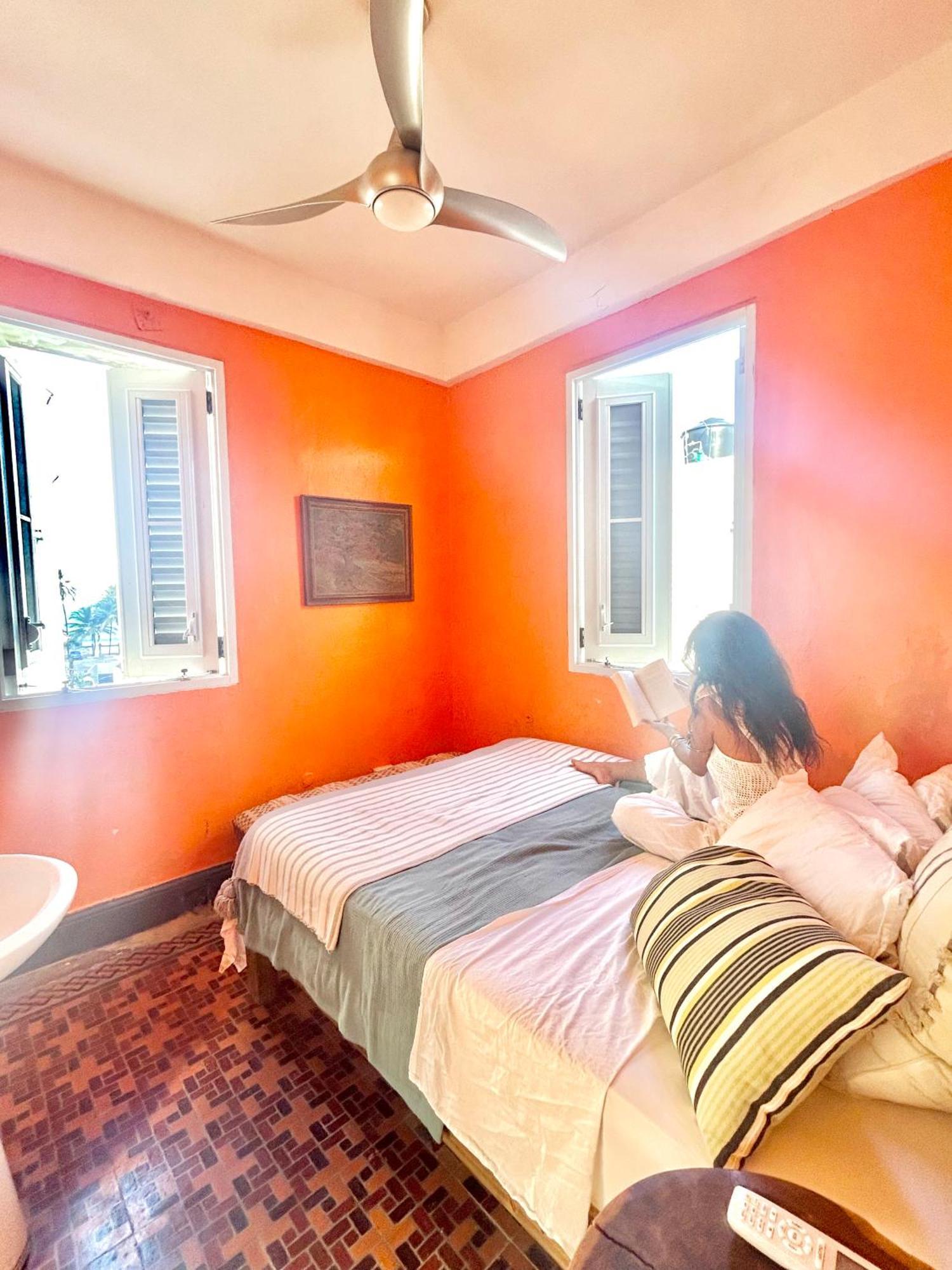 Fresh Tropical Colonial Style Walk-Up- Rooftop Terrace- Beach View サンジョアン エクステリア 写真